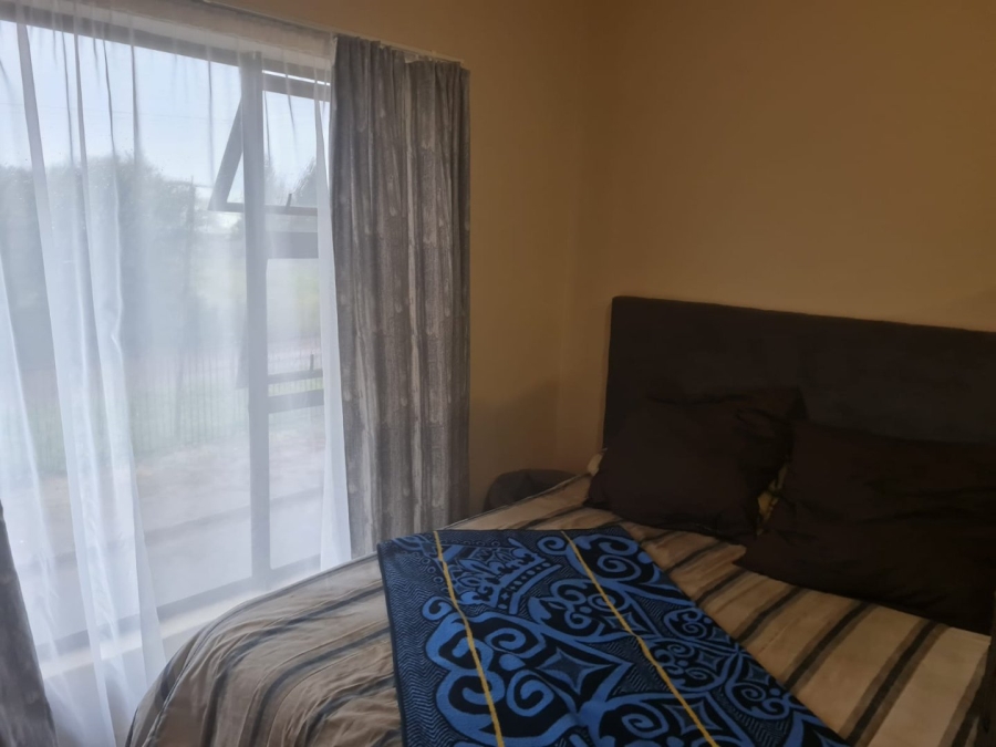 1 Bedroom Property for Sale in Vredenhof Sh Free State